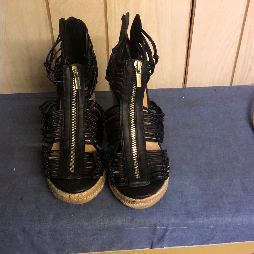 JustFab Black Strappy Wedge Sandals with Gold Zipper
